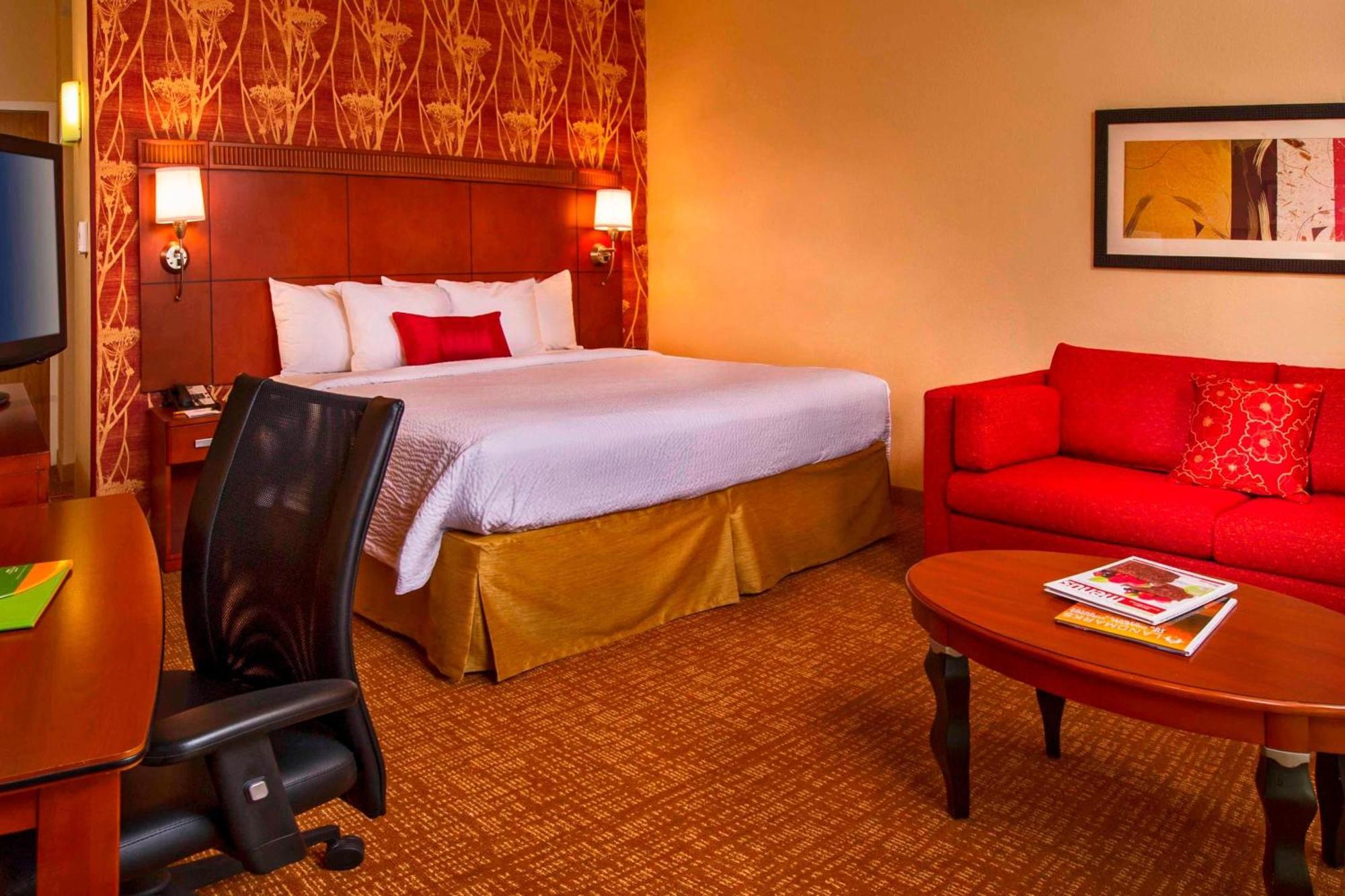 Courtyard Virginia Norfolk Hotel 3*